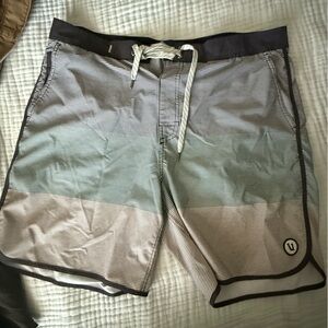 Vuori Board shorts Men's Striped Swim Shorts - Black, Gray, Tan